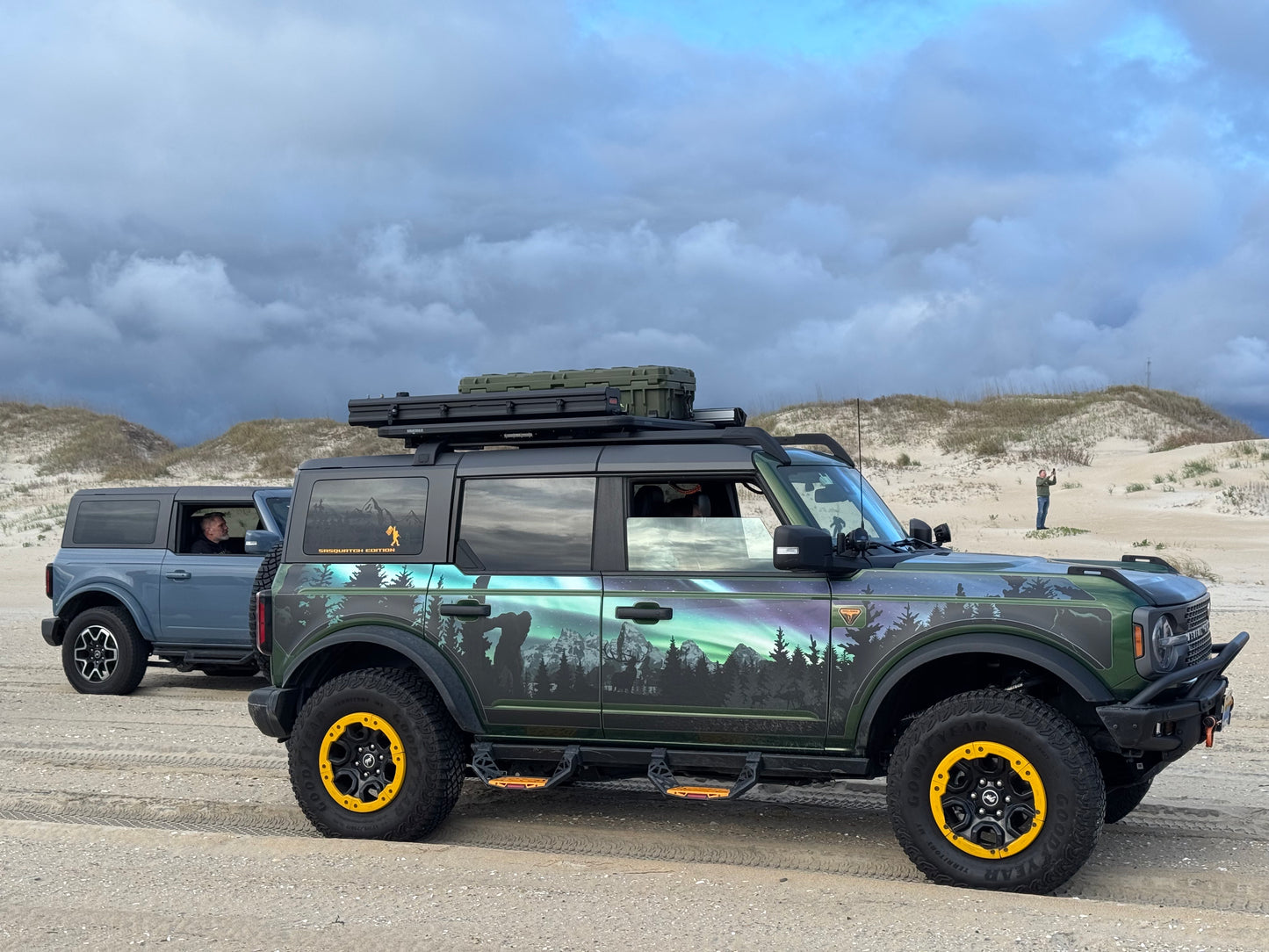 #9400-3187_northern_lights_sasquatch